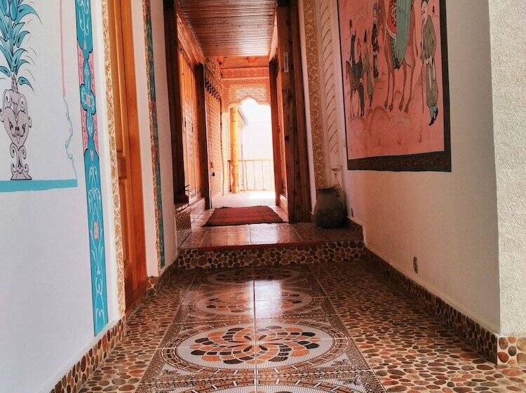 هتل Amelia Boutique