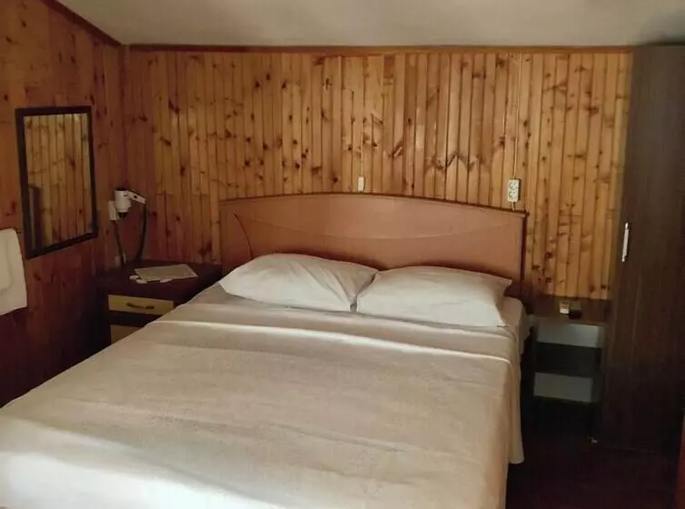Hotel Efua