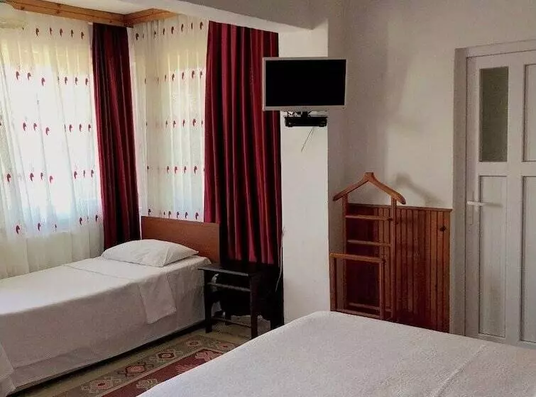 Hotel Efua