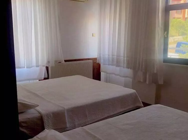 Hotel Efua