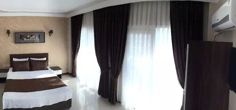 Hotelli Geyikli Sunshine