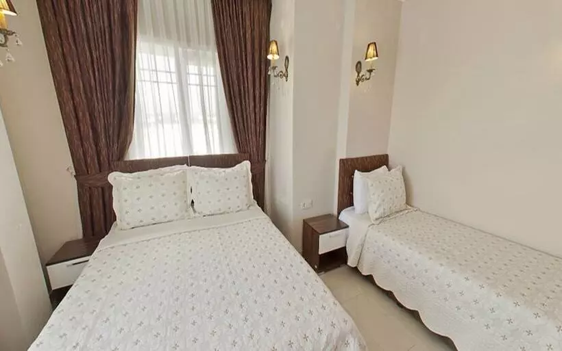 Hotelli Geyikli Sunshine