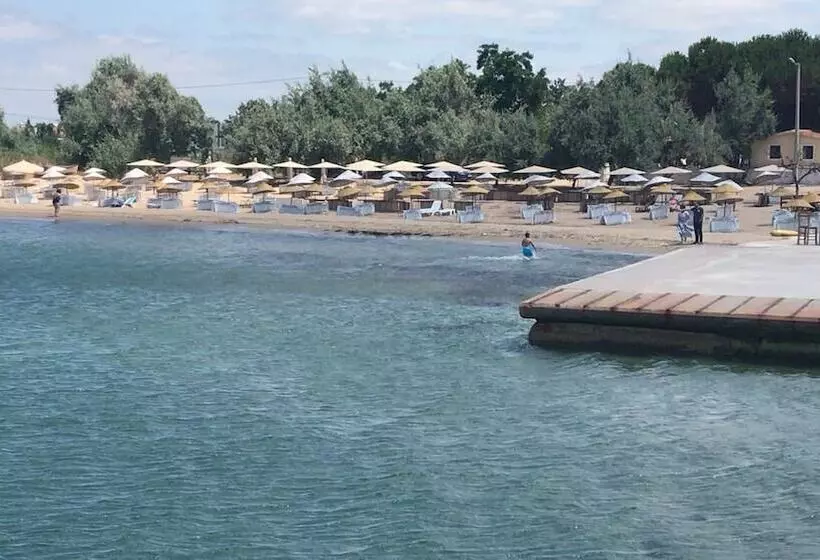 Hotelli Geyikli Sunshine