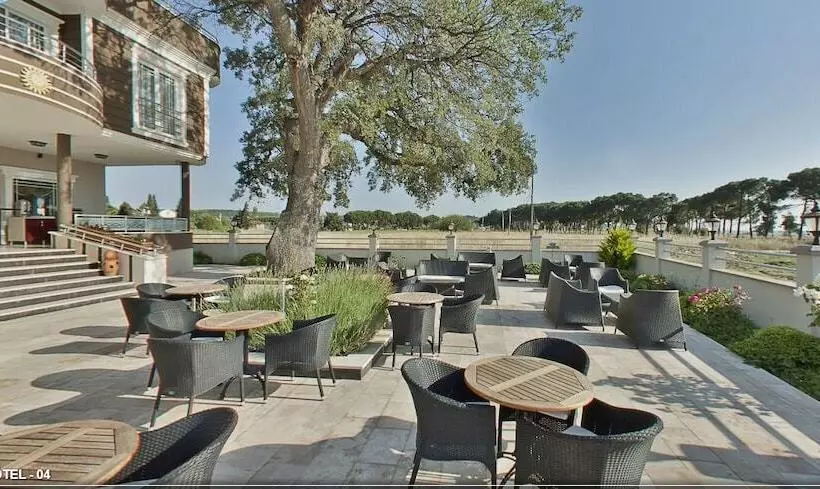 Hotelli Geyikli Sunshine