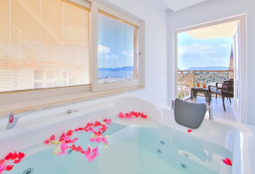 هتل Hediye Hanim Suit Apart