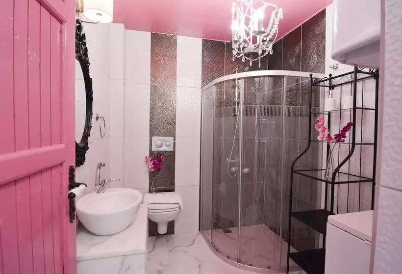 Hotelli Kiraz Cicegi Butik Akyaka