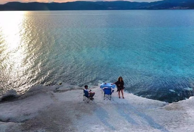 Hotelli Lago Di Salda