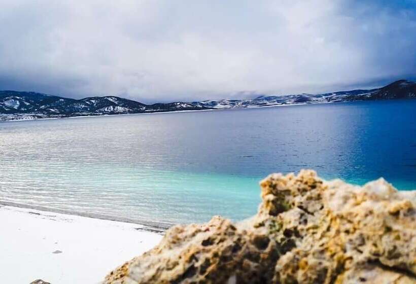 ホテル Lago Di Salda
