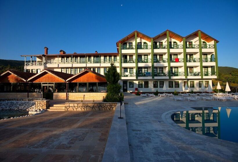 ホテル Lago Di Salda