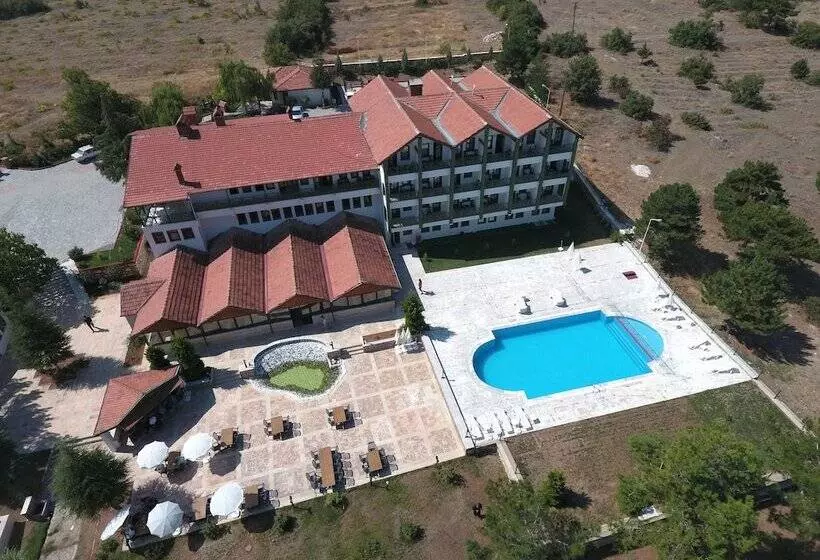 Hotelli Lago Di Salda