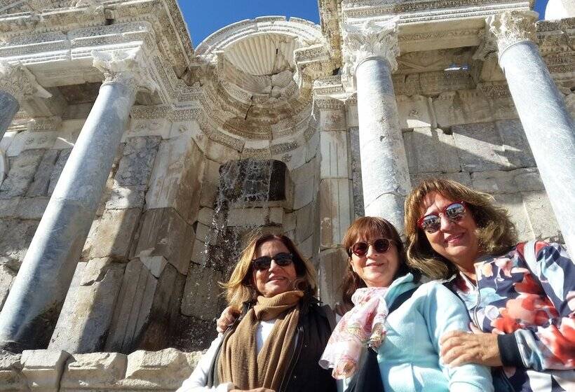 ホテル Lago Di Salda