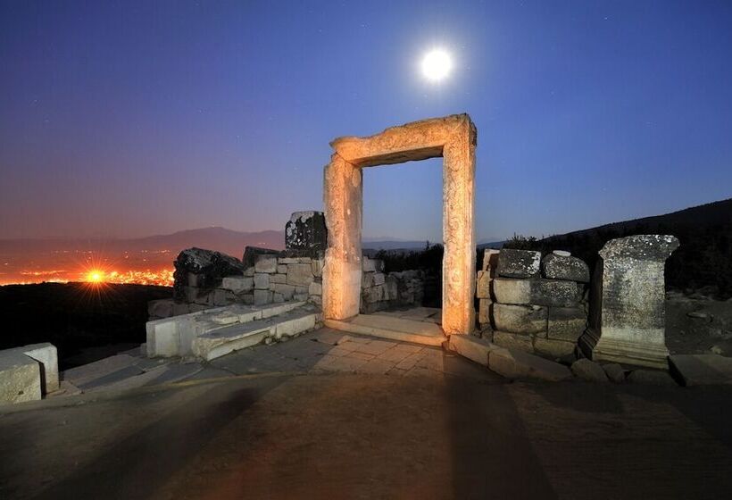 ホテル Lago Di Salda