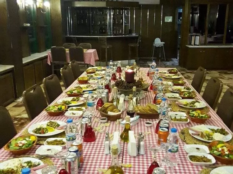 Hotelli Lago Di Salda