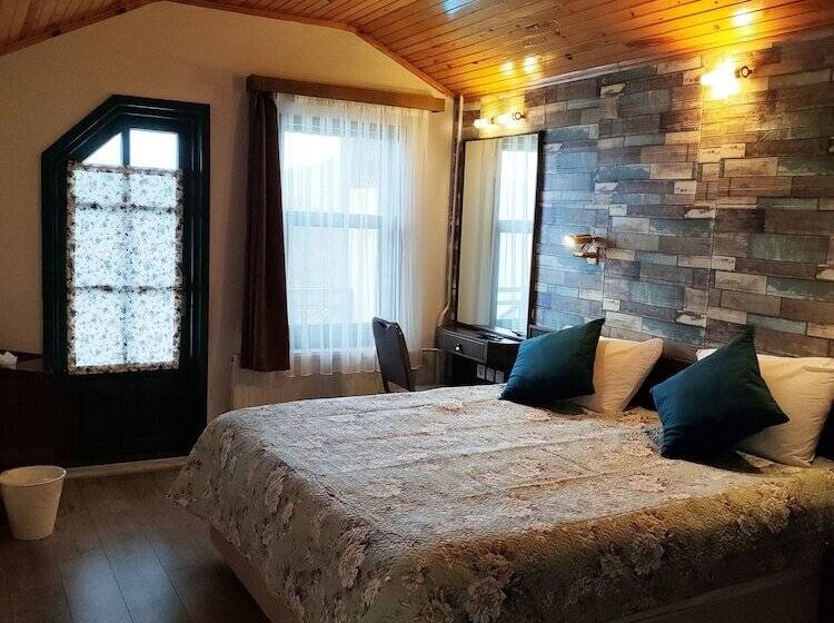 ホテル Lago Di Salda