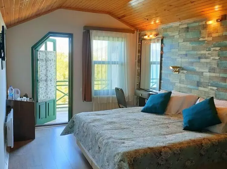 Hotelli Lago Di Salda