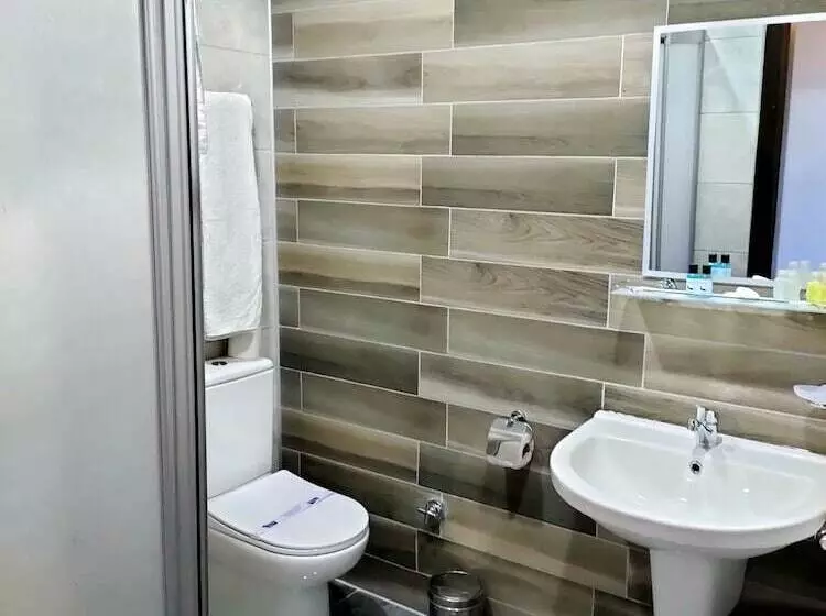 Hotelli Lago Di Salda