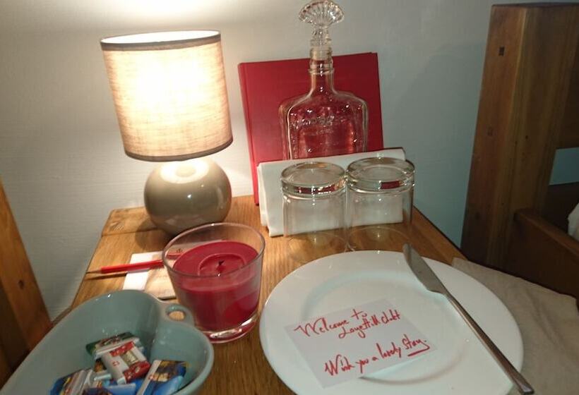 Hotel Loyehill Chalet. Swiss Alps Escape