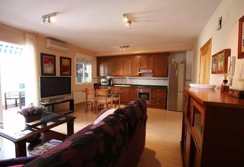 ホテル Moncofar Beach Apartment