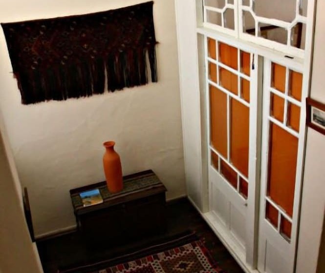 Отель Odyssey Guest House