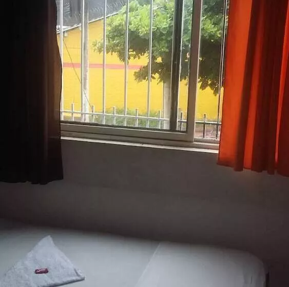 Hotelli Portal Del Valle