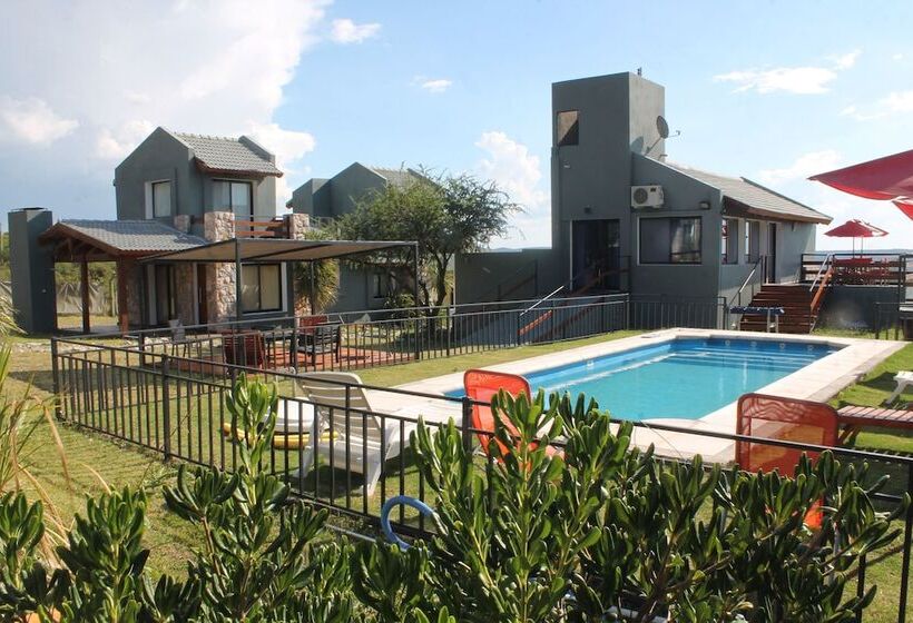 Hotel Cabañas Refugio Uritorco