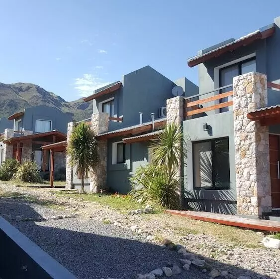 Hotelli Cabañas Refugio Uritorco