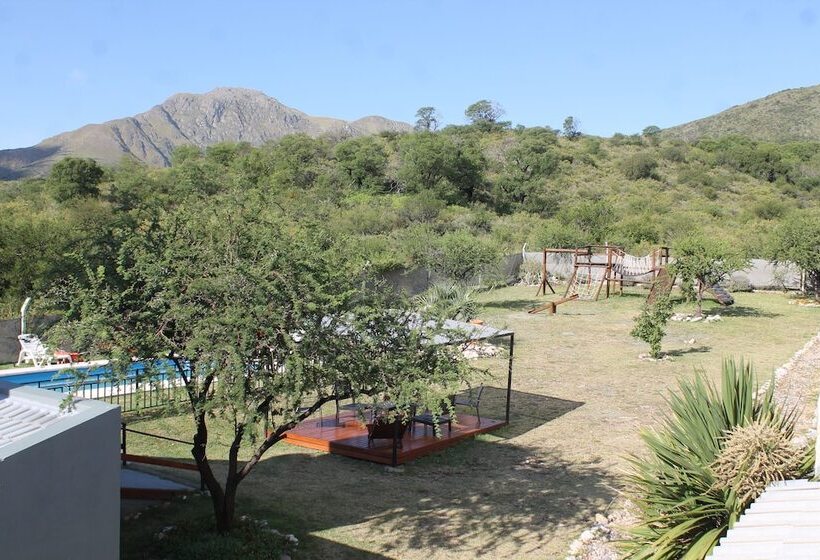 Hotel Cabañas Refugio Uritorco