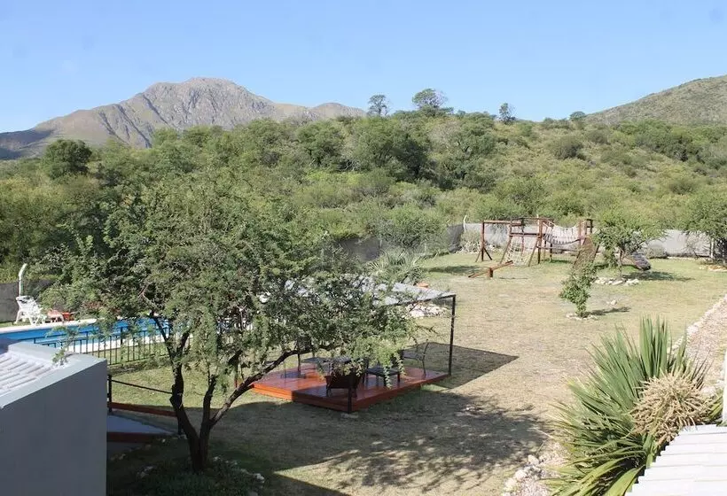 Hotelli Cabañas Refugio Uritorco