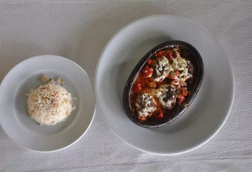 Hotelli Turbel Cave House