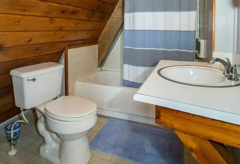 Montfair Resort Farm