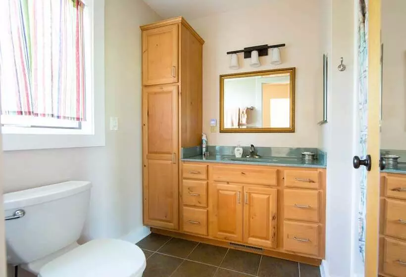 Montfair Resort Farm