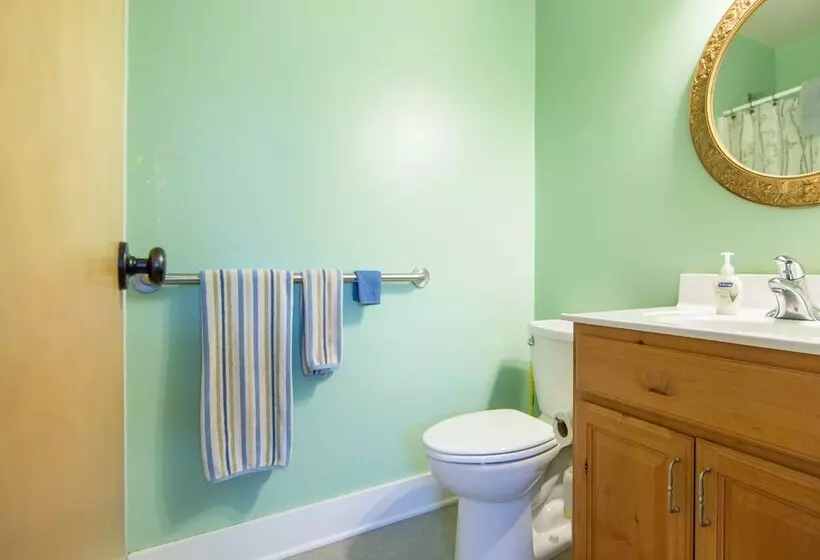 Montfair Resort Farm