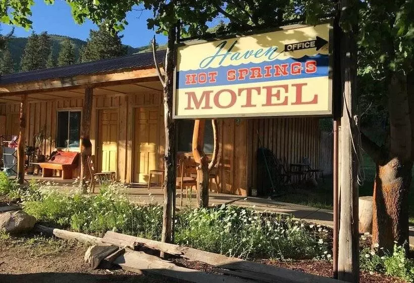 モーテル Haven Hot Springs