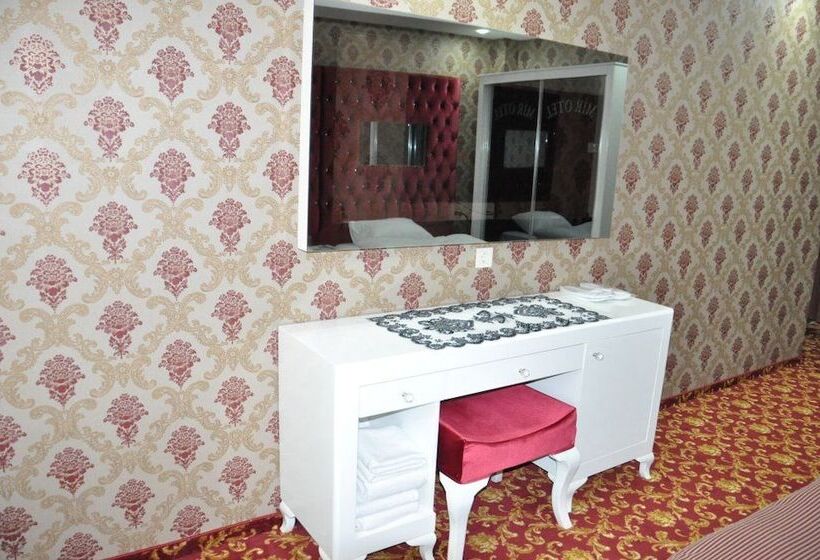 Mus Mir Hotel Saray
