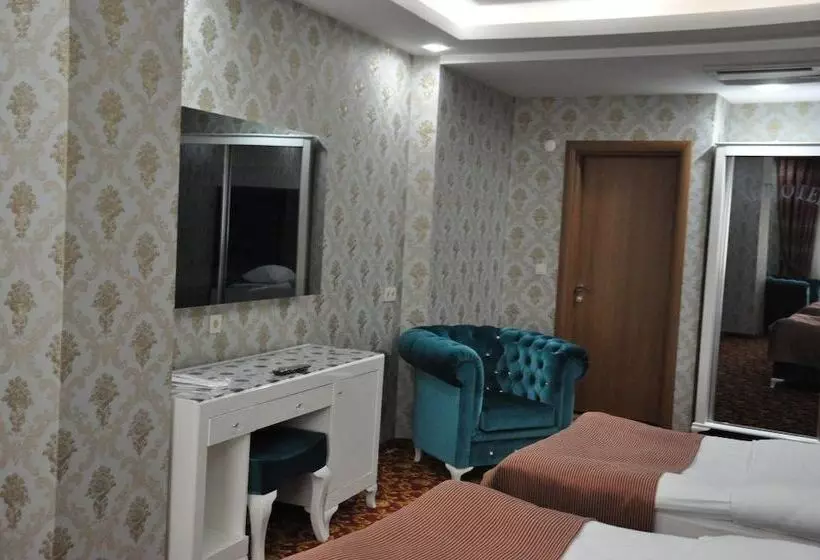 Mus Mir Hotel Saray