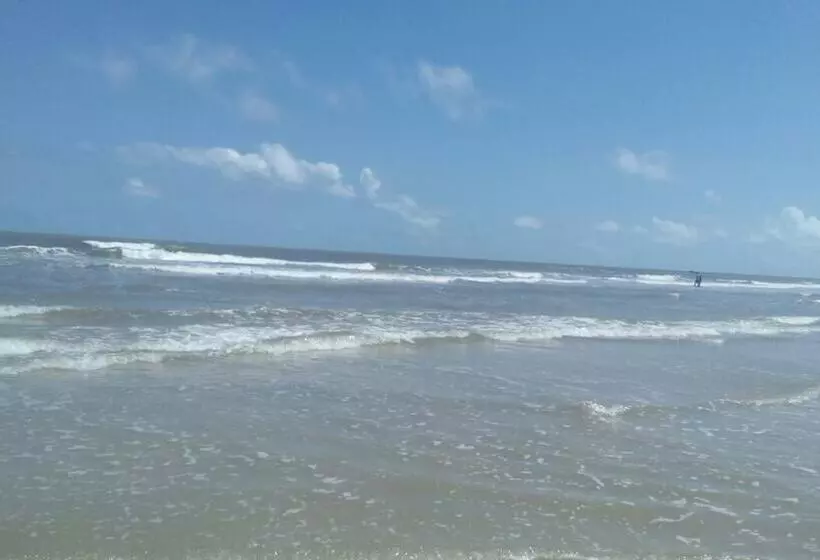 Majatalo Beach House Ilha De Algodoal