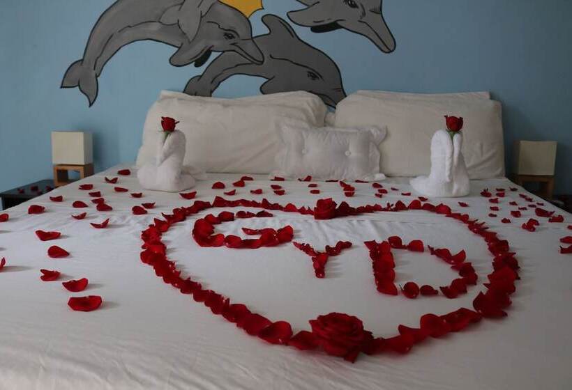 ペンション Bellamar Beach Inn