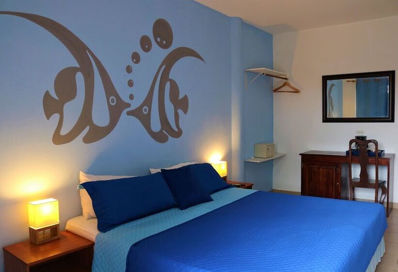 ペンション Bellamar Beach Inn