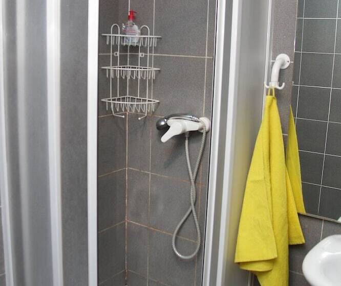 膳宿费 Rooms Novobranská A Orlí