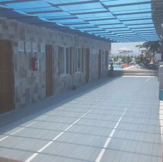 Yakamoz Otel