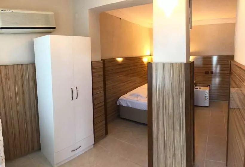 Yakamoz Otel