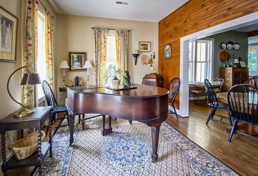 Aamiaismajoitus (B&B) Central