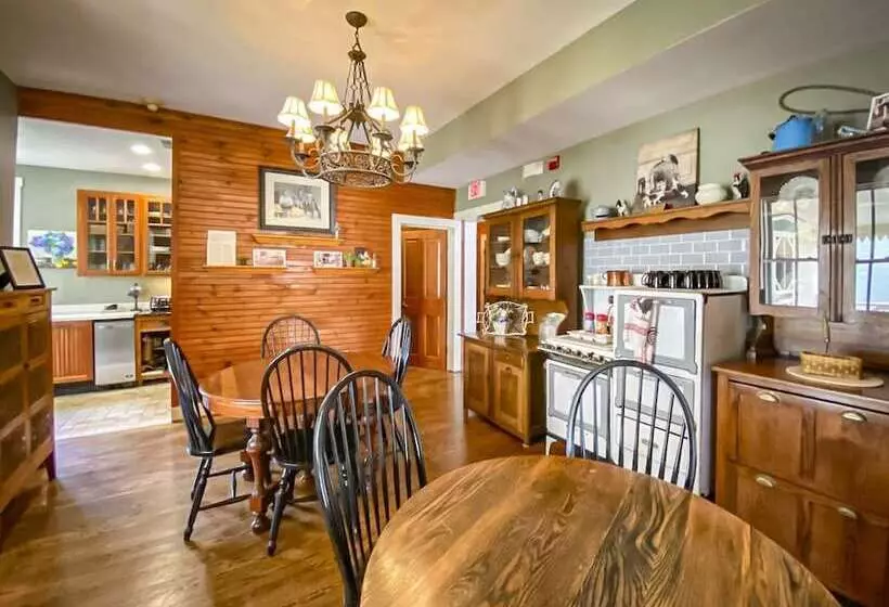 Aamiaismajoitus (B&B) Central