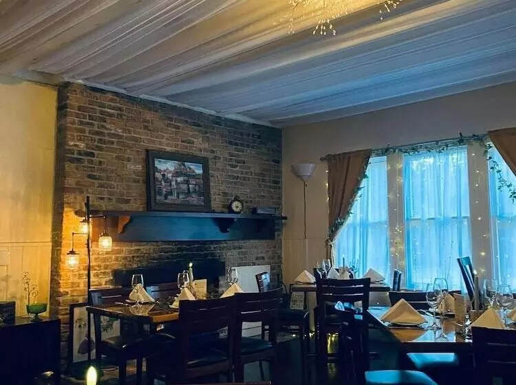 ベッドアンドブレックファースト Hodge Podge Lodge