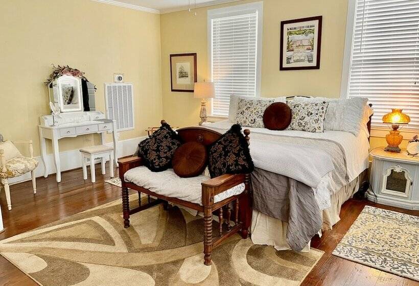 住宿加早餐 Hodge Podge Lodge