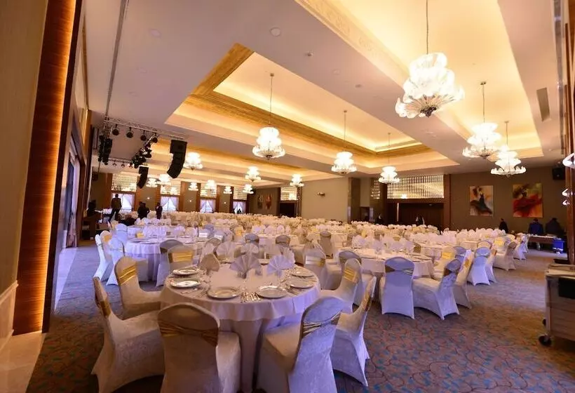 Elazig Windy Hill Hotel & Spa