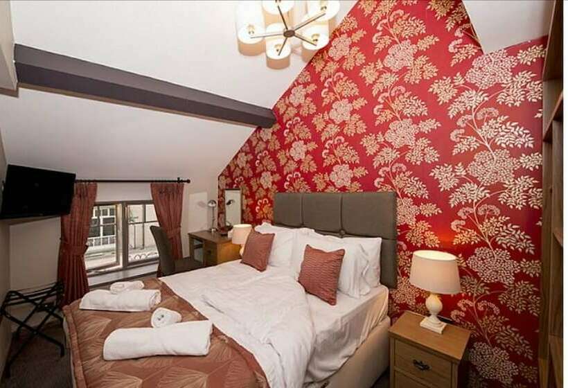 簡易ホテル George & Dragon, Conwy