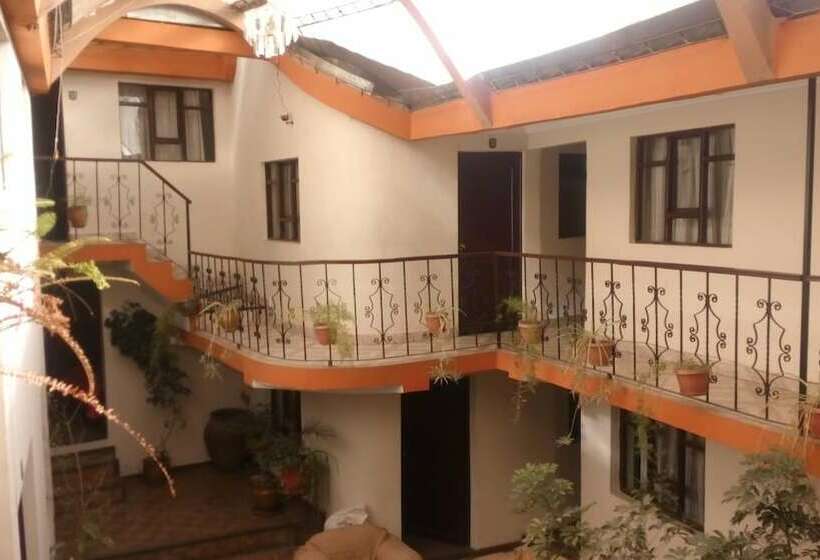 Hostal San Pedro Velmont