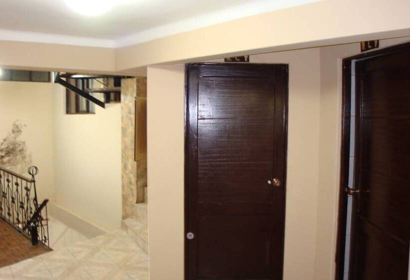 Hostal San Pedro Velmont