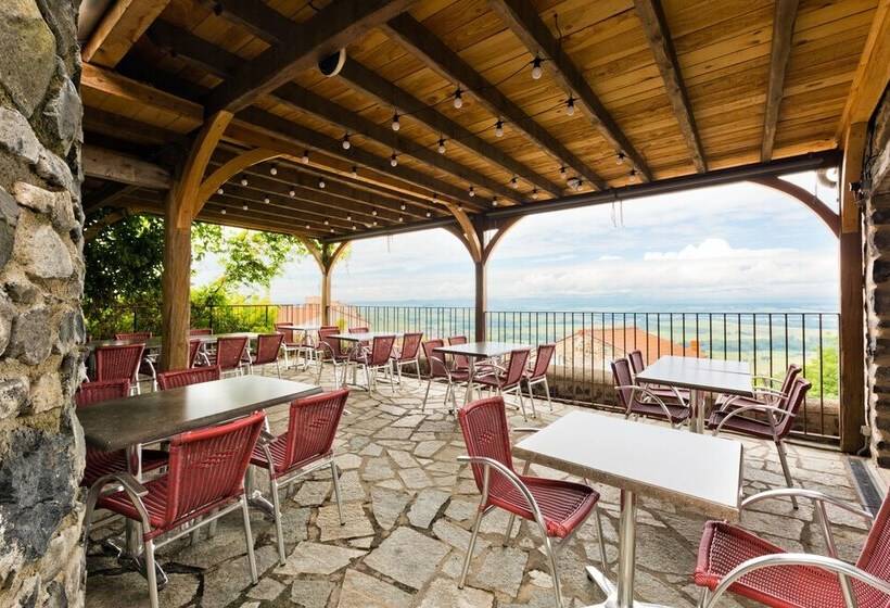 Отель Auberge De Margot